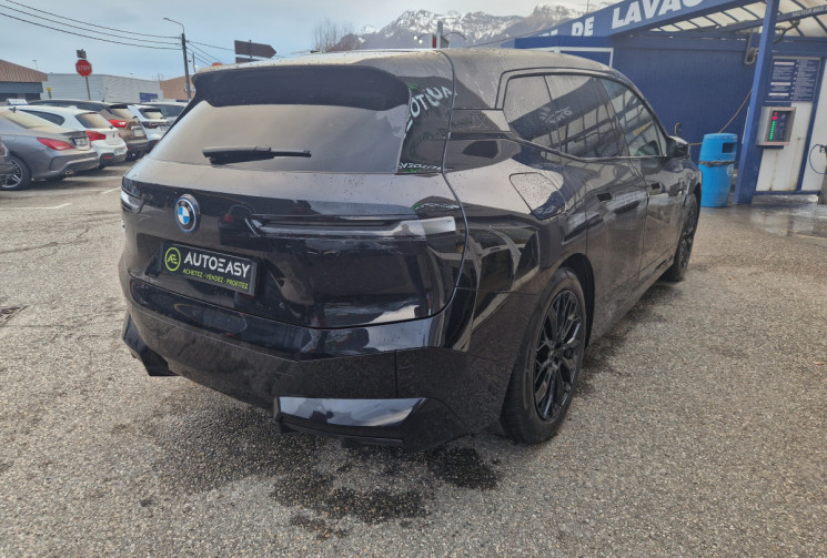 BMW iX (I20) 40 xDrive 326 cv Boîte auto