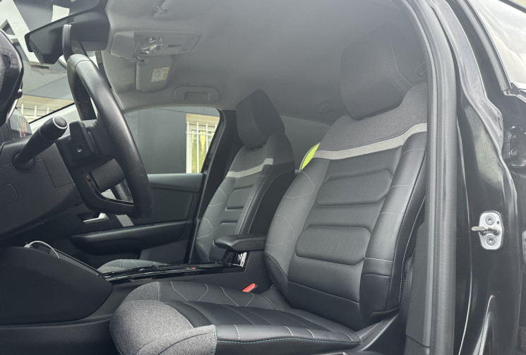 Citroën C4 1.5 BlueHDI 130 SHINE EAT8 * AFFICHAGE TETE HAUTE * CARPLAY * ENTRETIEN A JOUR * GARANTIE