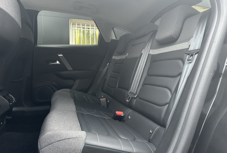 Citroën C4 1.5 BlueHDI 130 SHINE EAT8 * AFFICHAGE TETE HAUTE * CARPLAY * ENTRETIEN A JOUR * GARANTIE