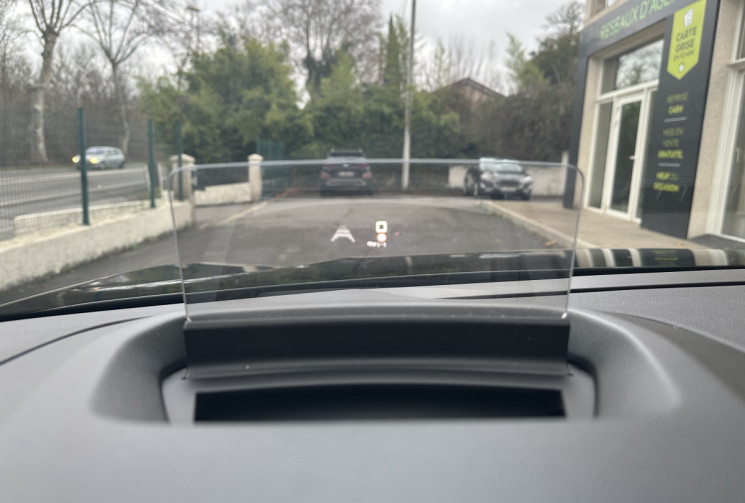 Citroën C4 1.5 BlueHDI 130 SHINE EAT8 * AFFICHAGE TETE HAUTE * CARPLAY * ENTRETIEN A JOUR * GARANTIE