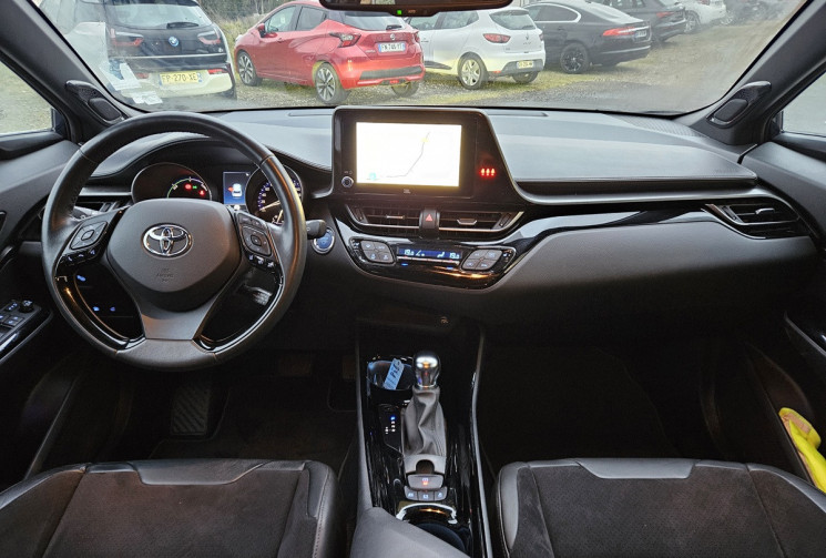 Toyota C-HR 184H 2WD COLLECTION E-CVT