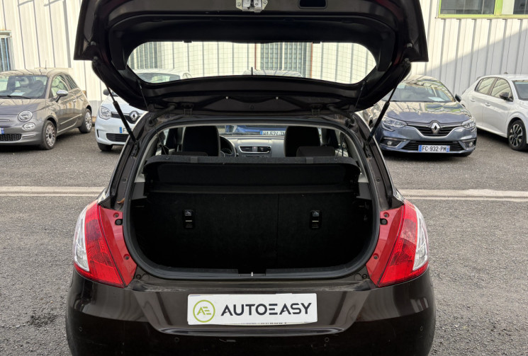 Suzuki Swift IV 94cv Pack 3p * Toit Ouvrant Pano * Chaine de Distribution