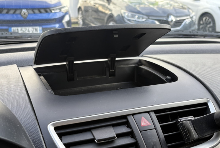 Suzuki Swift IV 94cv Pack 3p * Toit Ouvrant Pano * Chaine de Distribution