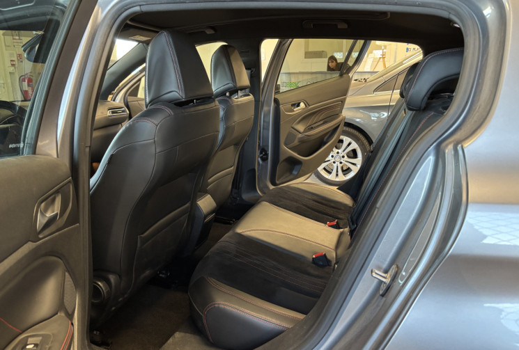 Peugeot 308 GT 2.0 BLUEHDI EAT6 180 GT / TOIT PANORAMIQUE / KIT DISTRIBUTION A JOUR 