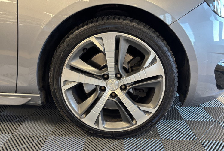 Peugeot 308 GT 2.0 BLUEHDI EAT6 180 GT / TOIT PANORAMIQUE / KIT DISTRIBUTION A JOUR 
