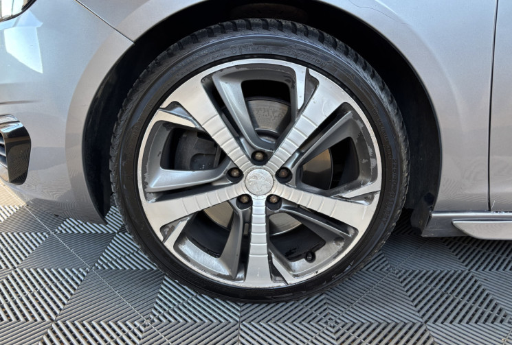 Peugeot 308 GT 2.0 BLUEHDI EAT6 180 GT / TOIT PANORAMIQUE / KIT DISTRIBUTION A JOUR 