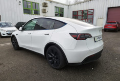 Tesla Model Y 300 CV RWD * STANDARD RANGE * 1ER MAIN