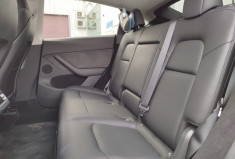 Tesla Model Y 300 CV RWD * STANDARD RANGE * 1ER MAIN