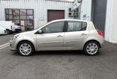 Renault Clio III Initiale Paris 5p 1.6i 110cv * Boîte Auto * Cuir * Clim Auto * Radars * Attelage