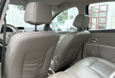 Renault Clio III Initiale Paris 5p 1.6i 110cv * Boîte Auto * Cuir * Clim Auto * Radars * Attelage