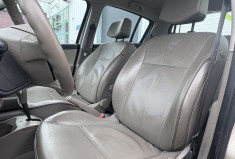 Renault Clio III Initiale Paris 5p 1.6i 110cv * Boîte Auto * Cuir * Clim Auto * Radars * Attelage