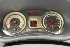 Renault Clio III Initiale Paris 5p 1.6i 110cv * Boîte Auto * Cuir * Clim Auto * Radars * Attelage