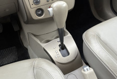 Renault Clio III Initiale Paris 5p 1.6i 110cv * Boîte Auto * Cuir * Clim Auto * Radars * Attelage