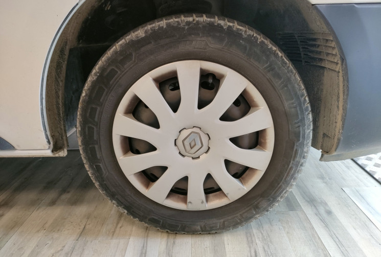 Renault Trafic III Fourgon L1H1 1200 1.6 dCi 16V Energy vitré 125 ch Grand Confort