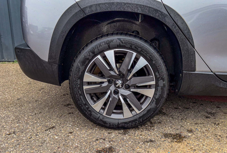 Peugeot 2008 1.5 BlueHDI 120 EAT6 Allure pneus révision freins AV neufs