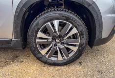 Peugeot 2008 1.5 BlueHDI 120 EAT6 Allure pneus révision freins AV neufs