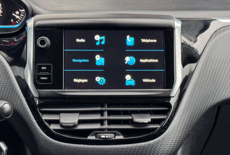 Peugeot 2008 1.5 BlueHDI 120 EAT6 Allure pneus révision freins AV neufs