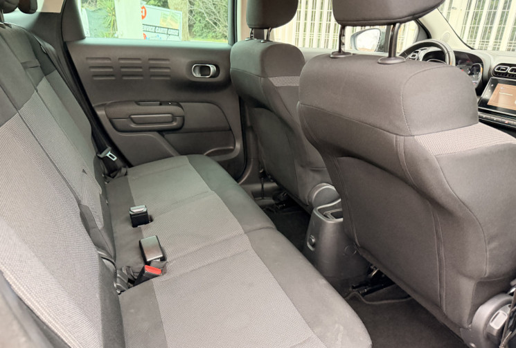 Citroën C3 Aircross 1.2 Puretech 110 Shine / Distribution OK / 2eme Main / CarPlay / Camera 