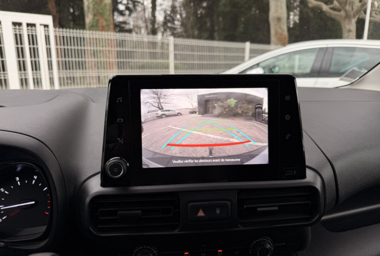 Toyota PROACE City 1.2 VVTi Turbo 130 EAT8 * TVA récupérable / GPS / Attelage / Carplay