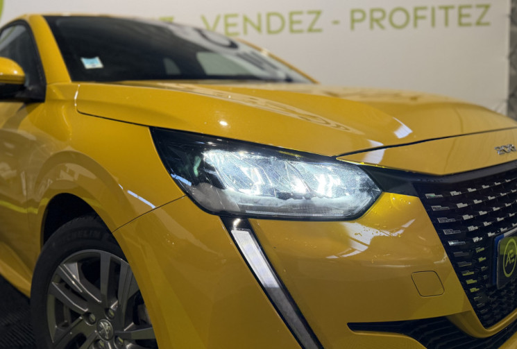 Peugeot 208  208 1,2 75 STYLE + CARPLAY