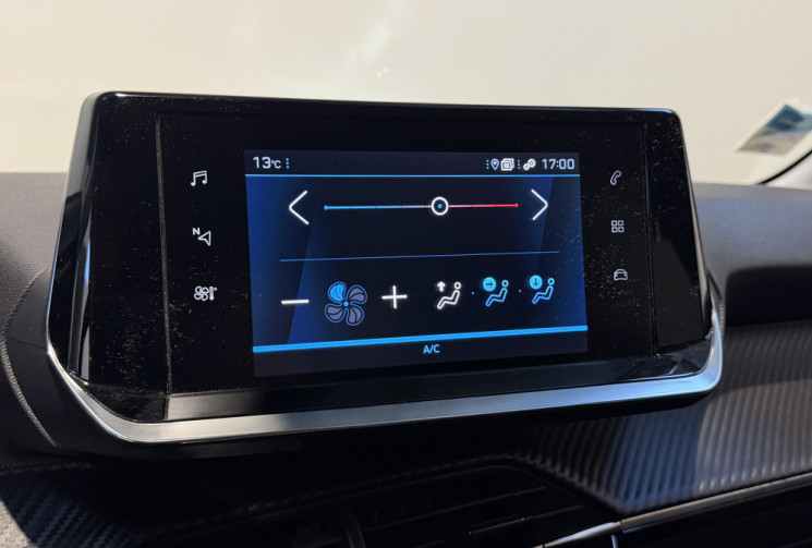Peugeot 208  208 1,2 75 STYLE + CARPLAY