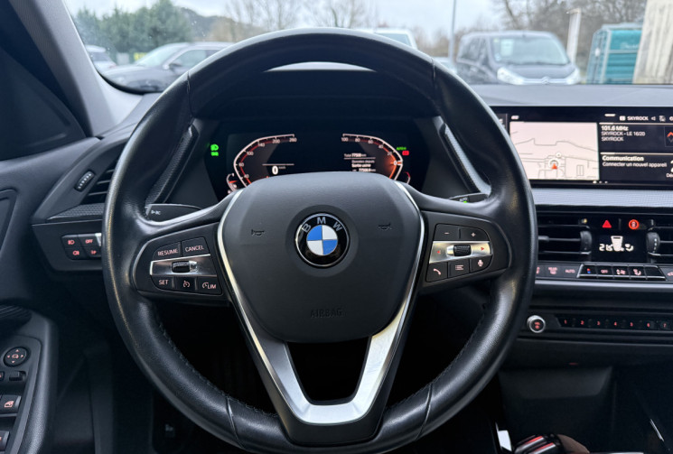 BMW Série 1 118iA 136ch Edition Sport DKG7  CAMERA / GRAND ECRAN / CARPLAY