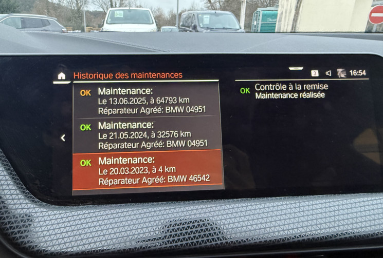 BMW Série 1 118iA 136ch Edition Sport DKG7  CAMERA / GRAND ECRAN / CARPLAY