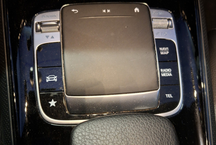 Mercedes Classe B 180 D 1.5 STYLE LINE DCT 7 TOIT OUVRANT  SEMI CUIR PALETTES AU VOLANT