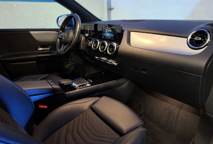 Mercedes Classe B 180 D 1.5 STYLE LINE DCT 7 TOIT OUVRANT  SEMI CUIR PALETTES AU VOLANT