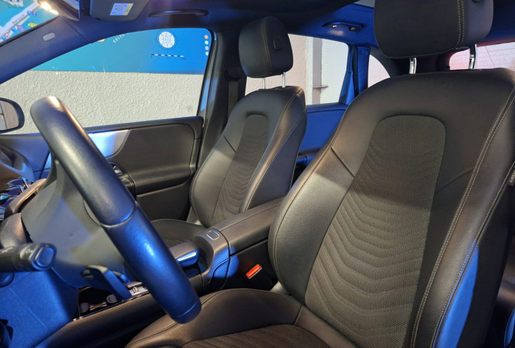 Mercedes Classe B 180 D 1.5 STYLE LINE DCT 7 TOIT OUVRANT  SEMI CUIR PALETTES AU VOLANT