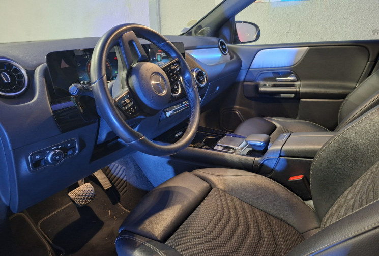 Mercedes Classe B 180 D 1.5 STYLE LINE DCT 7 TOIT OUVRANT  SEMI CUIR PALETTES  GARANTIE 12 MOIS