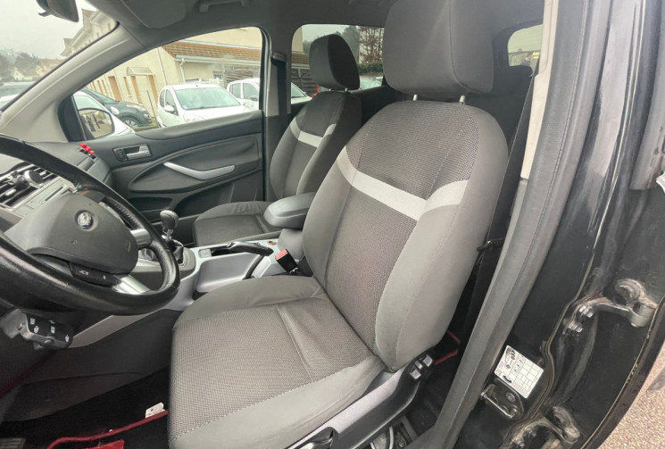 Ford Kuga 2.0 TDCI / 140 CH 