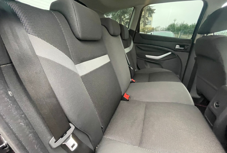 Ford Kuga 2.0 TDCI / 140 CH / 