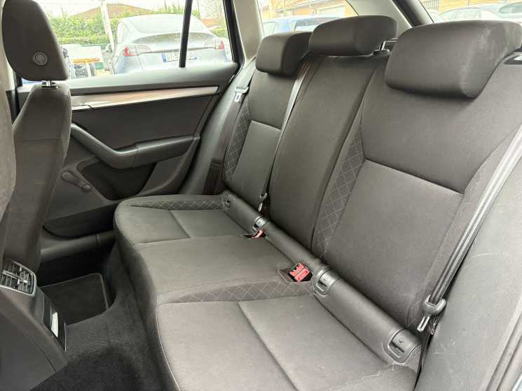 Skoda Octavia Combi 1.6 TDI 90 ch CR Active