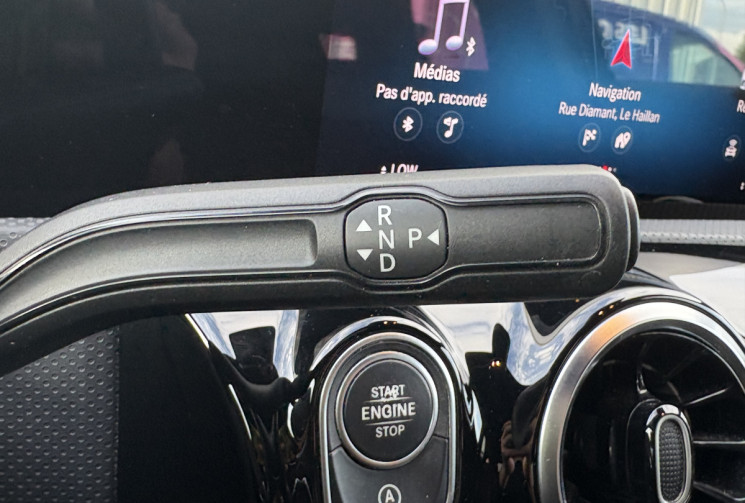 Mercedes Classe A 200 AMG Line 163 cv 7G-DCT * Origine FRANCE * Caméra * MBUX * Excellent Etat