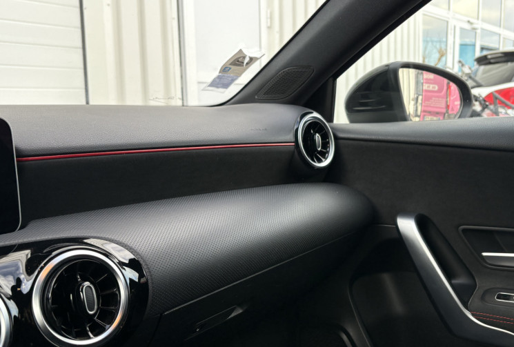 Mercedes Classe A 200 AMG Line 163 cv 7G-DCT * 1ère Main * Origine FRANCE * Caméra * Excellent Etat