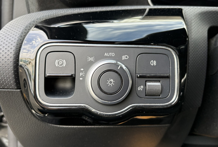 Mercedes Classe A 200 AMG Line 163 cv 7G-DCT * 1ère Main * Origine FRANCE * Caméra * Excellent Etat