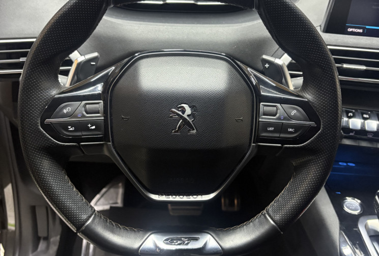 Peugeot 3008 2.0 HDI 180ch GT / biton coupe franche