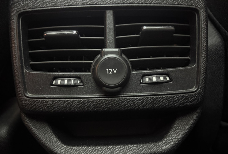 Peugeot 3008 2.0 HDI 180ch GT / biton coupe franche