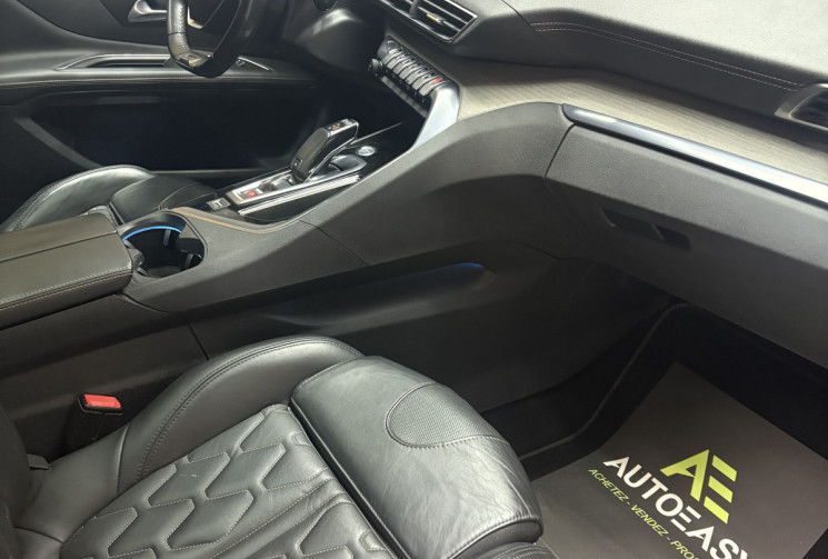 Peugeot 3008 2.0 HDI 180ch GT / biton coupe franche