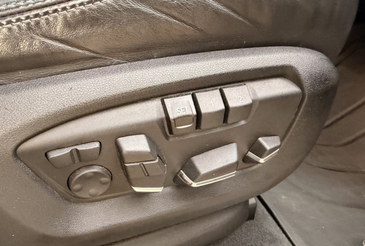 BMW X5 M 4.4i 575 V8 Bi-Turbo xDrive  F85 * Français / Pas de Malus / Entretien Full BMW X5M