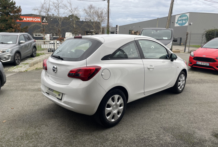 Opel Corsa 1.4 i 16V 75 cv ENJOY