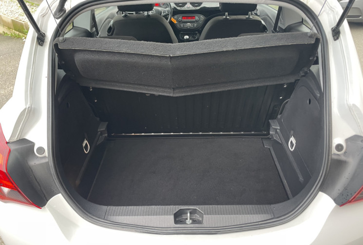 Opel Corsa 1.4 i 16V 75 cv ENJOY