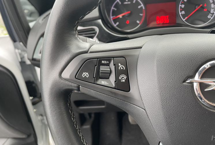 Opel Corsa 1.4 i 16V 75 cv ENJOY