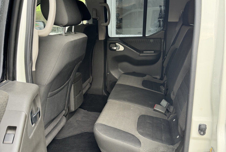 Nissan Navara 2.5 DCI 16V Double cabine 4WD 190 - Hard Top