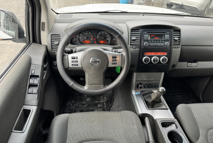 Nissan Navara 2.5 DCI 16V Double cabine 4WD 190 - Hard Top