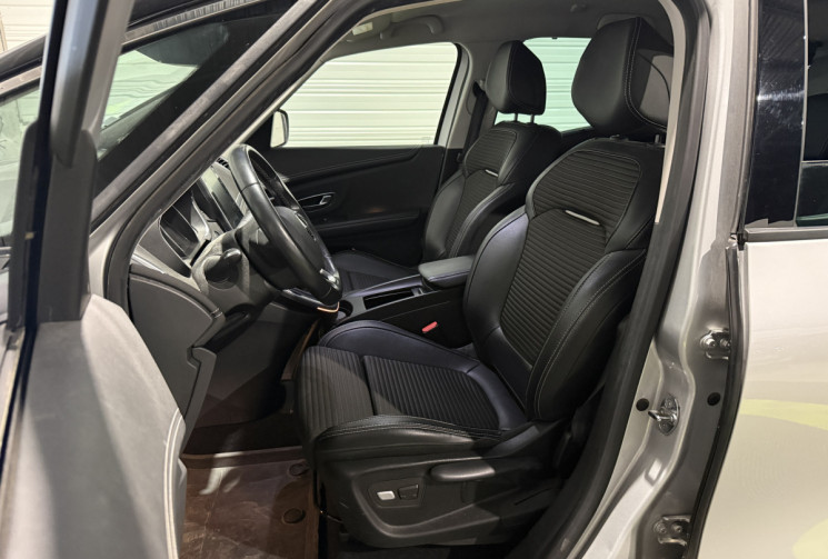 Renault Scénic 1.3 TCe 140ch Intens - Entretien à jour