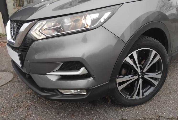 Nissan Qashqai II Phase 2  1.5 dCi  DCT7  115 cv Business Edition - Caméra 360 - Toit Panoramique 