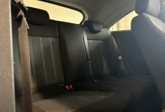 Opel Corsa IV 1.4 Turbo 120ch Color edition Start&Stop 3p