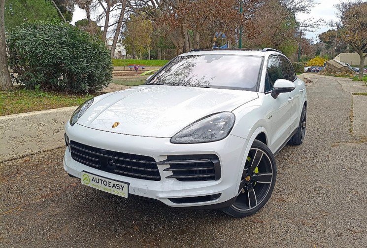 Porsche Cayenne 3.0L V6 HYBRIDE - PLATINIUM ED. - GTIE PORSCHE APPROVED 04/2027